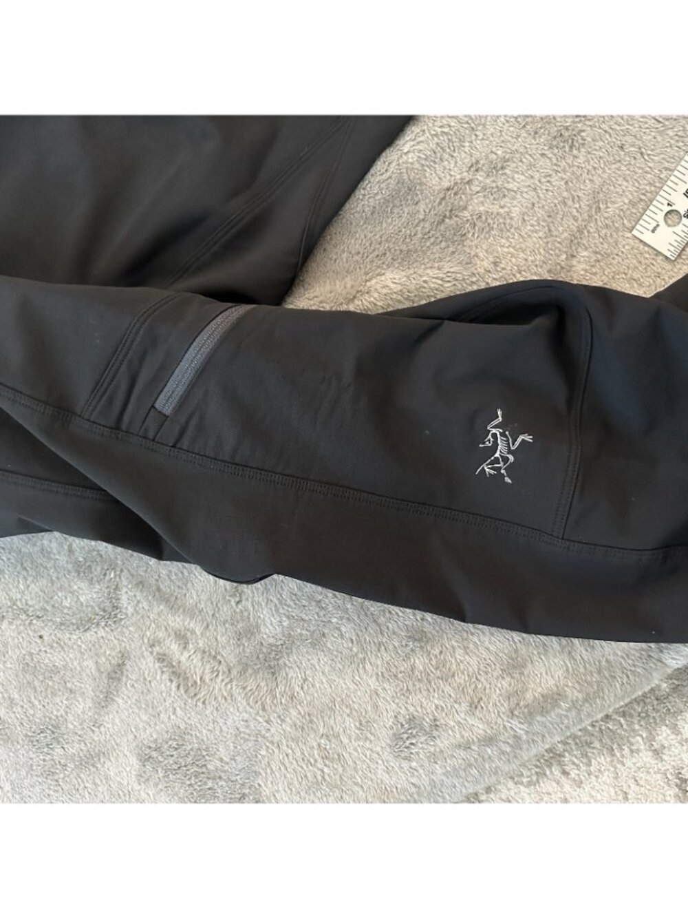 Arc'teryx Gamma AR Black Pants Women's 10 Straight Leg - Picture 8 of 9